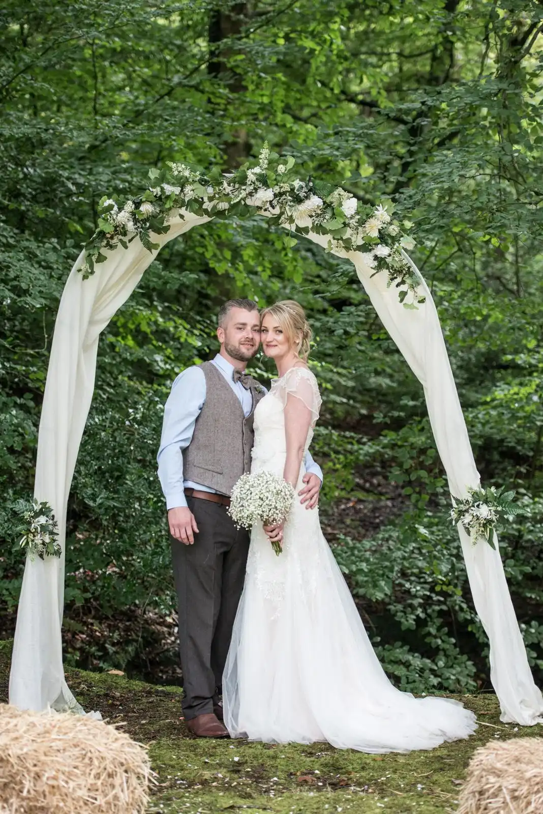 Outdoor Wedding UK the ceremony company 3